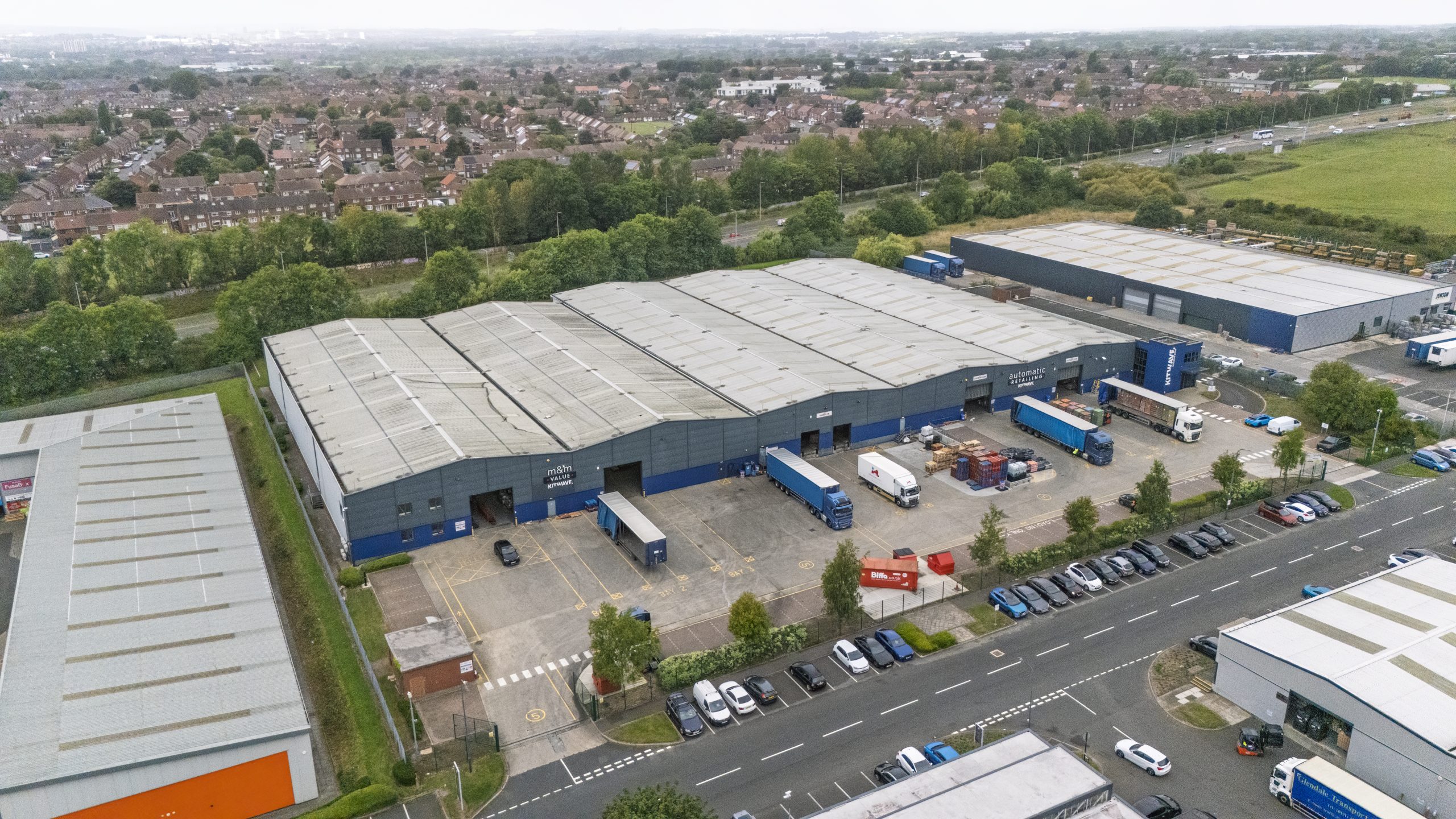 Bradley Hall advises leading wholesaler on strategic headquarters expansion at Tyne Tunnel Trading Estate